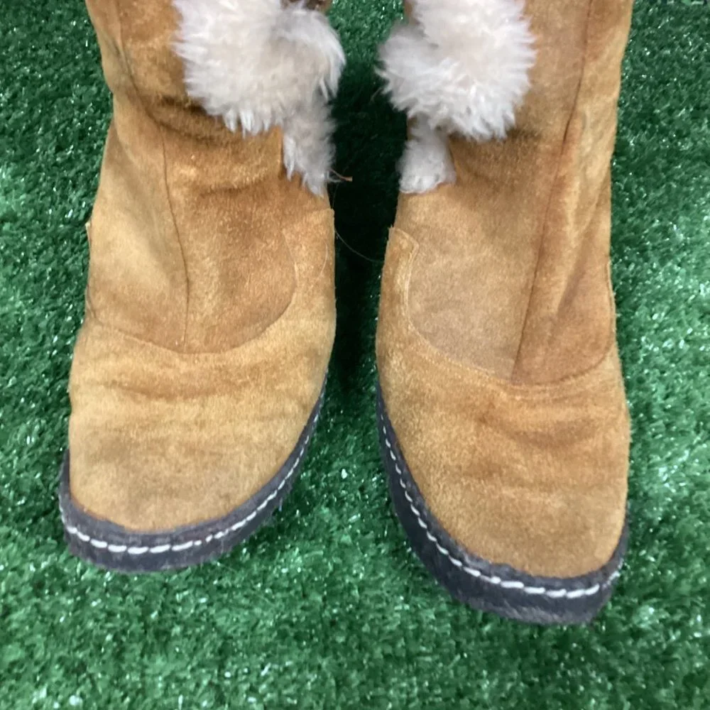 Vintage Tan Leather Tall Hook Latch Winter Boots 10.5